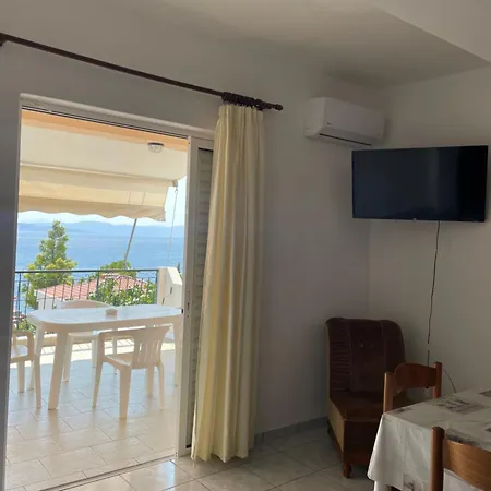 Tasos Manaritsas 아파트호텔