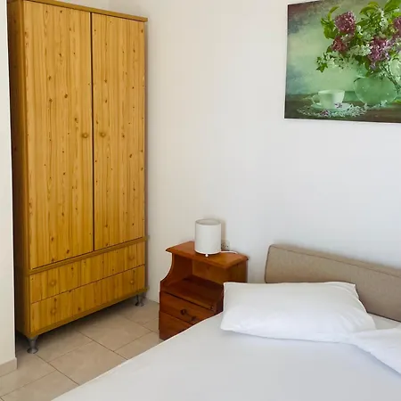 Tasos Manaritsas 아파트호텔 3*