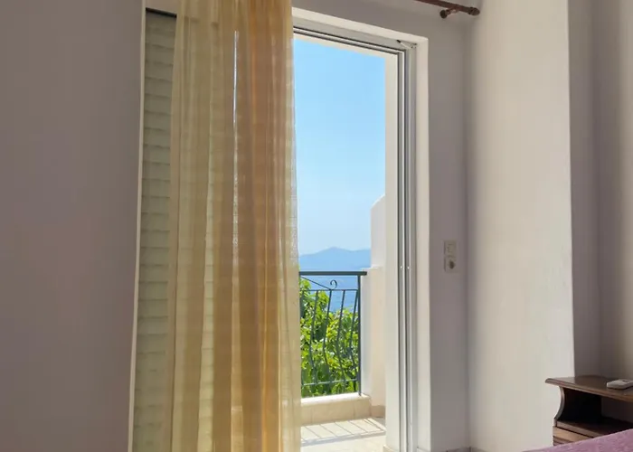 Tasos Manaritsas Aparthotel Khrónia