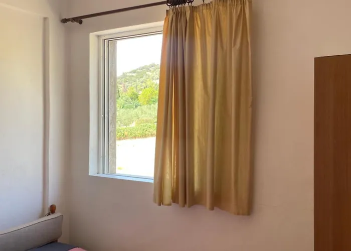 Tasos Manaritsas Aparthotel Khrónia